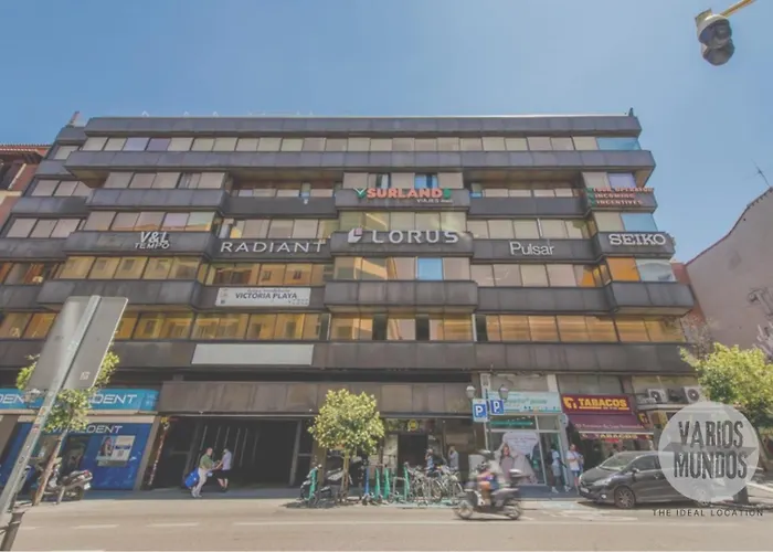 Malasaña moderna para 6, descubre San Bernardo 20 E3