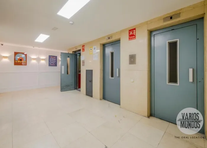 Malasaña moderna para 6, descubre San Bernardo 20 E3